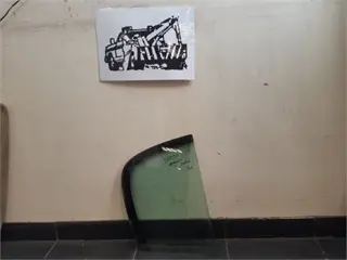 Renault Megane 4 drs 2002-2006 Scheerraam rechts achter