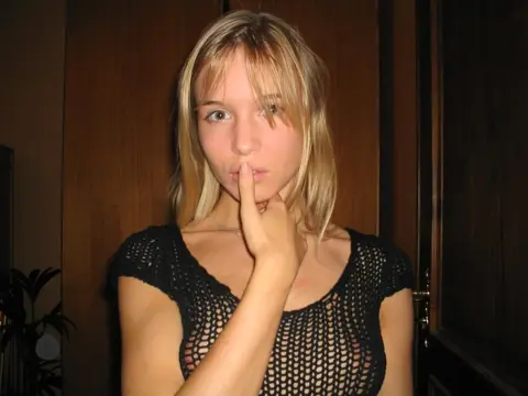 Wie weet raad met mijn kleine rondingen?