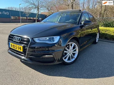 Audi A3 Sportback 1.4 TFSI Ambition Pro Line S Panoromadak