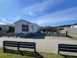 Comfortabel chalet met veel privacy vlakbij centrum van De Koog