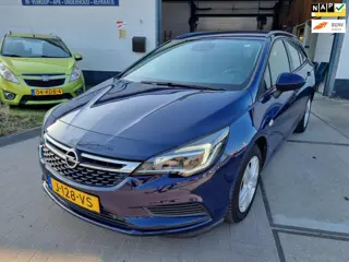Opel Astra Sports Tourer 1.0 Online Edition