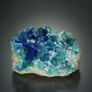 Van het allerbeste niveau! Fluorescerende FLUORITE uit