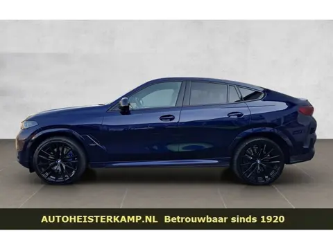 BMW X6 M60i xDrive M-Sport 530 PK V8 Panoramadak Head-Up 22 Inch