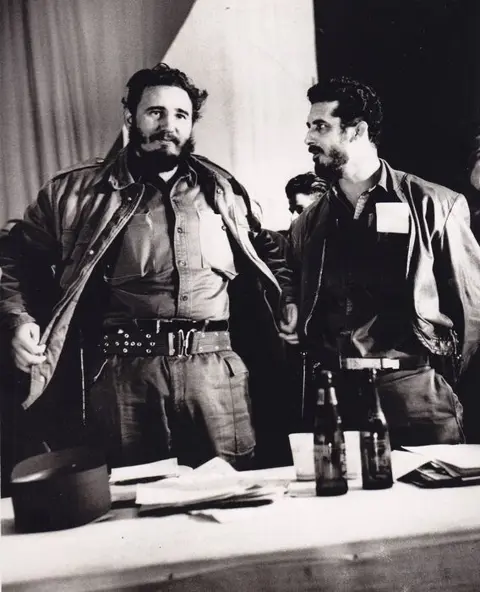 Ruben Gonzalez - Fidel Castro en la asamblea de los