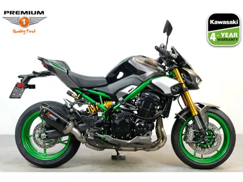 Kawasaki Z 900 SE PERFORMANCE (bj 2025)