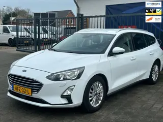 Ford Focus Wagon 1.5 EcoBlue ST Line Business / AIRCO / NAVIGATIE / SENSOREN / STOELVERWARMING