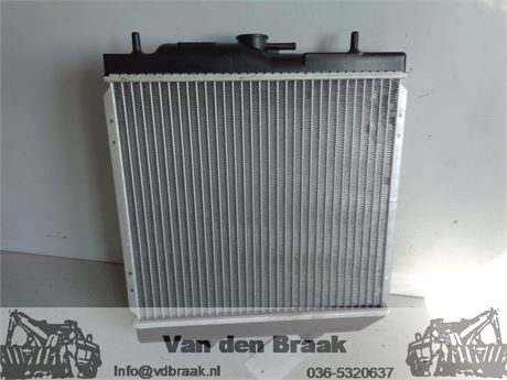 Daihatsu Charade 1.3 1996-2000 Radiateur