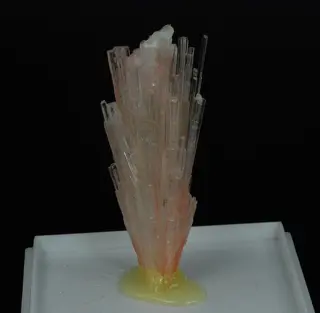 Scoleciet Kristalen - 70×30×25 mm - 95 g