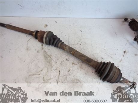 Peugeot 308 1.4 16V 2007-2013 Aandrijfas rechts