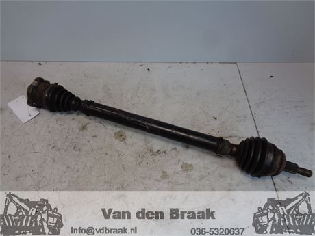 Volkswagen Golf 1.6 1997-2003 Aandrijfas rechts