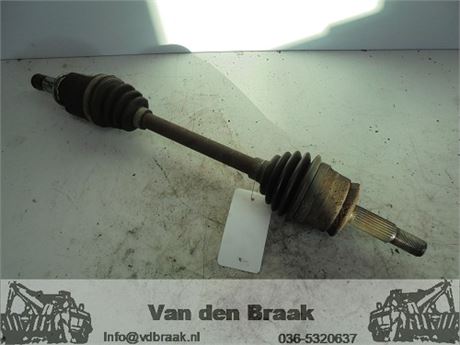 Mitsubishi Colt 1.1 12V 2004-2008 Aandrijfas links