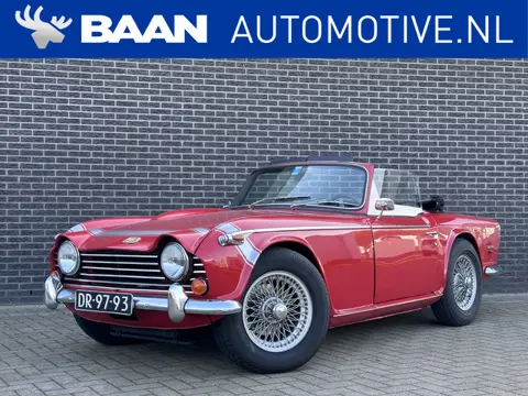 Triumph TR 250 (bj 1967)
