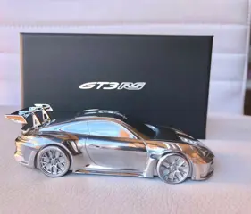 Modellen/speelgoed - Porsche 992 GT3 RS paperweight -