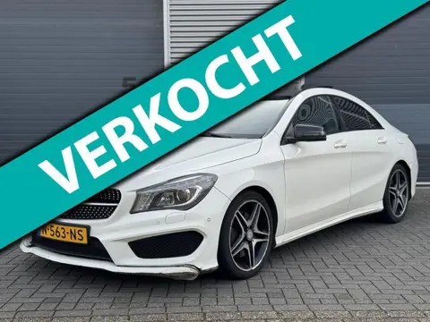 Mercedes-Benz CLA-klasse 220 CDI Edition 1 Pano/Leder/AMG LINE
