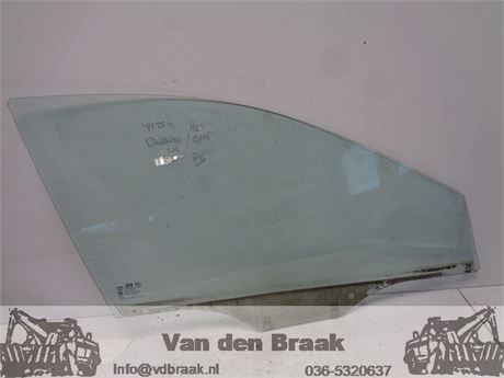 Chevrolet Lacetti 2004-2010 Portierruit rechts voor