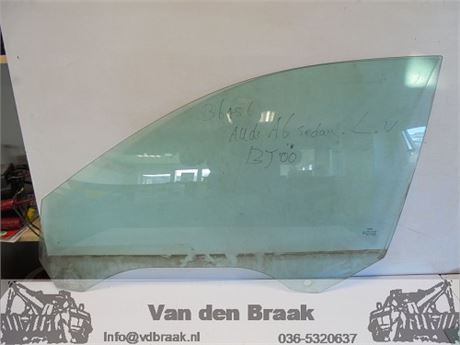 Audi A6 Sedan 1997-2004 Portierraam links voor