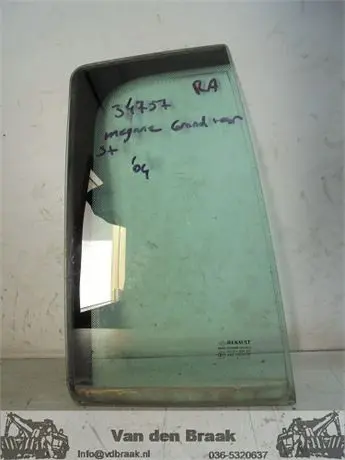 Renault Megane Grand Tour 2002-2009 Scheerraam rechts achter