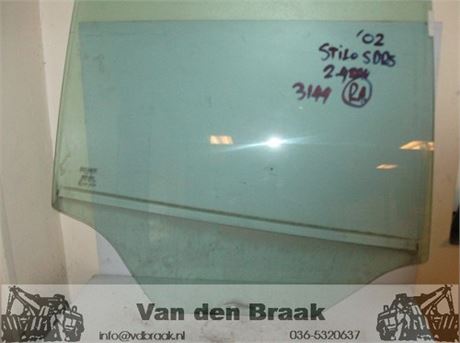 Fiat Stilo 5 deurs 2001-2007 Portierruit rechtsachter