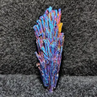 REGENBOOG ANTIMONITE, Nieuwe, kleurrijke kristallen