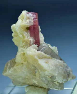 Tourmaline) Kristal op matrix - 54×47×35 mm - 49.5 g - (1)