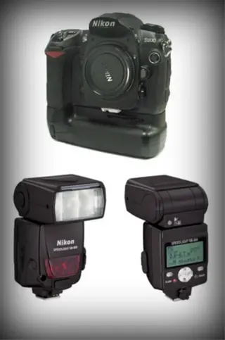 Complete set 2xNikon D200, 2xSB800 en veel meer.