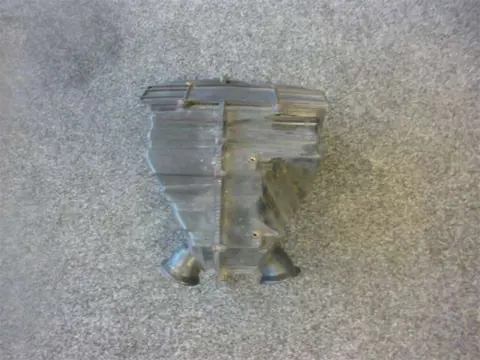 LUCHTFILTERHUIS Triumph Sprint ST 955 1999 - 2005