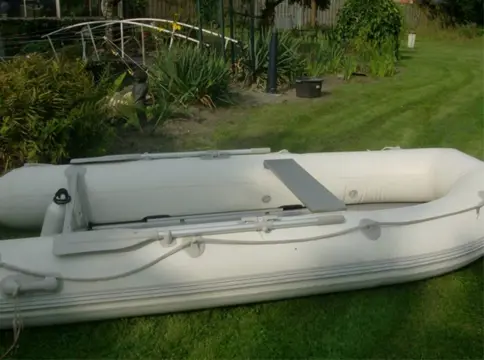 Rubberboot met yamaha 4pk 4 takt motor