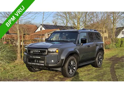 Toyota Land Cruiser 250 2.8 D-4D Professional Panorama Dak GRIJS KENTEKEN