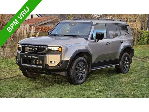 Toyota Land Cruiser 250 2.8 D-4D Executive GRIJS KENTEKEN