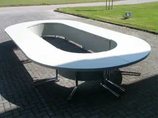 1x Conferentietafel Kusch+Co