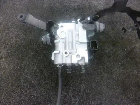 ABS POMP Honda CBR 600 RR 2009 - 2012