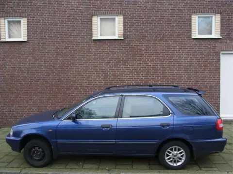 Sloopauto inkoop Den haag suzuki station voor onderdelen