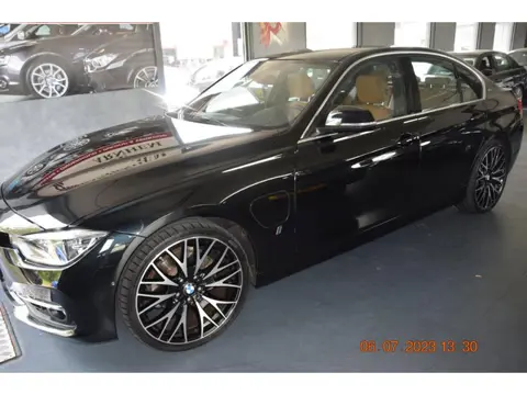 BMW 3-serie 330e Centennial High Executive
