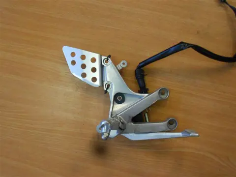 RECHTER SCHETSPLAAT Honda CBR 600 RR 2009 - 2012