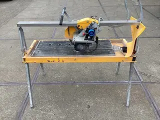 Gebruikte tafelzaagmachine Cedima CTS81L