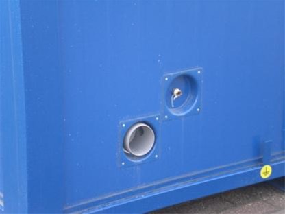 1 toilet, 1 wastafel