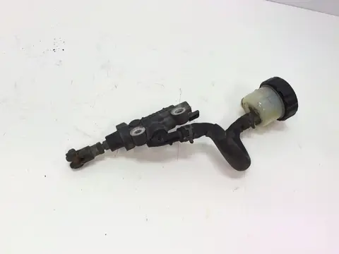 Rear brake master cylinder  Yamaha YZF 1000 Thunderace 1995 - 2002