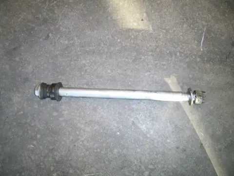 Rear axle Kawasaki ER 6 2005 - 2008