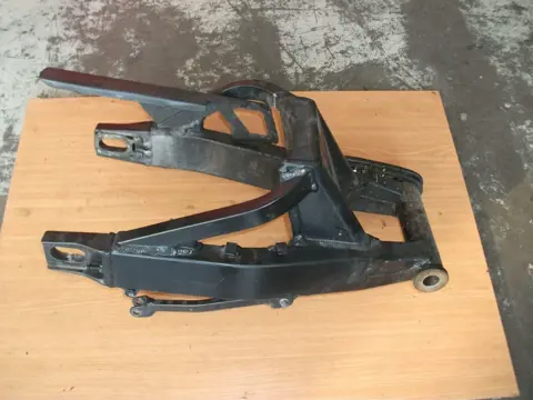 Swingarm Suzuki GSX R 750 2001 - 2003