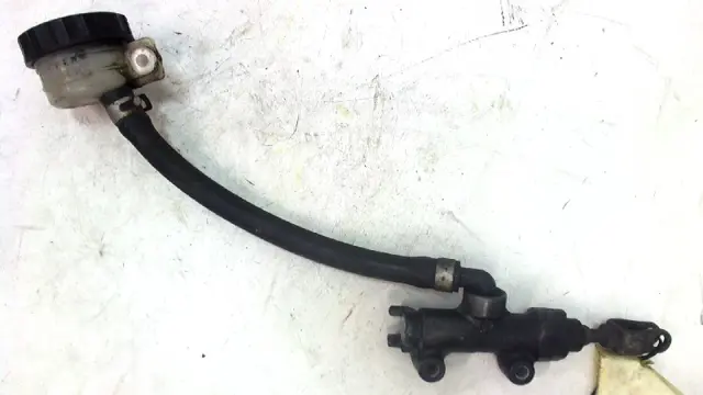 Rear brake master cylinder  Kawasaki GPX 750 1986 - 1988