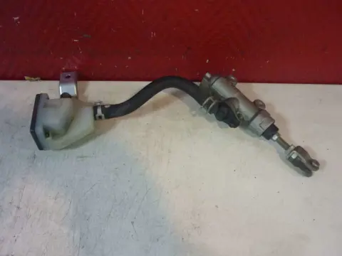 Rear brake master cylinder  Suzuki GSX R 1300 Hayabusa 1998 - 2007