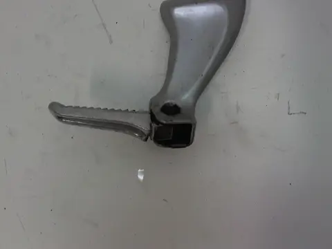Pillion step right Suzuki TL 1000 1997 - 2002