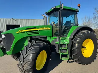 John Deere 7720 PQ (bj 2004)