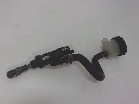 Rear brake master cylinder  Yamaha YZF 600 Thundercat 1996 - 2003