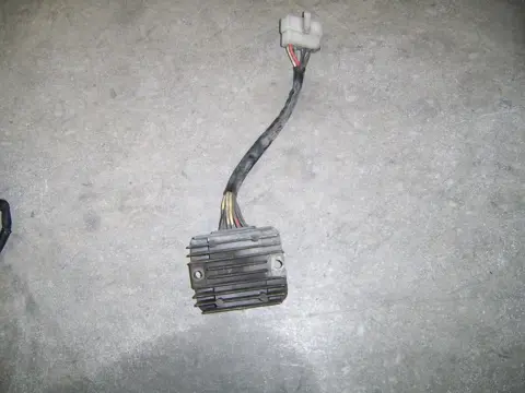 Regulator rectifier  Yamaha XJ 900 S Diversion 1994 - 2005