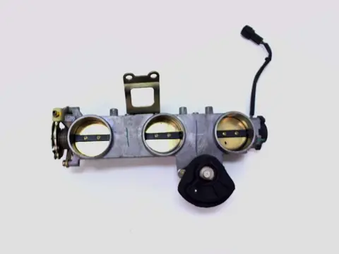Throttle body Triumph Sprint RS 1999 - 2003