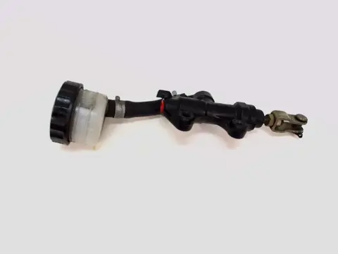 Rear brake master cylinder  Triumph Sprint RS 1999 - 2003