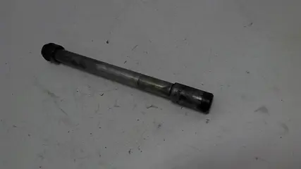 Axle front Honda ST 1100 Pan European 1990 - 2001