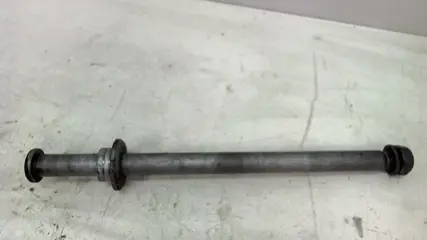 Rear axle Honda ST 1300 Pan European 2002 - 2014