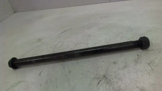 Rear axle Honda CBR 1000 F 1989 - 1992